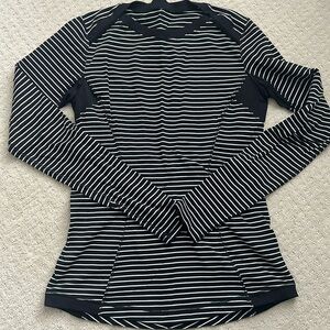 Lululemon base runner long sleeve